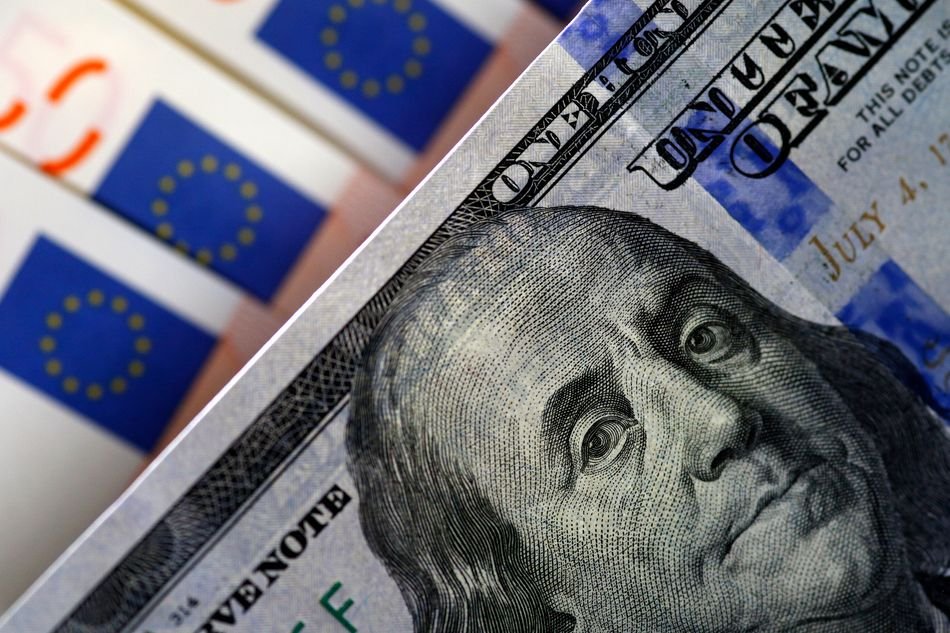 Dollar upheaval sparks FX trading boom