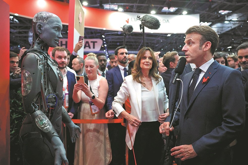 China, Europe boost ties at Paris tech event