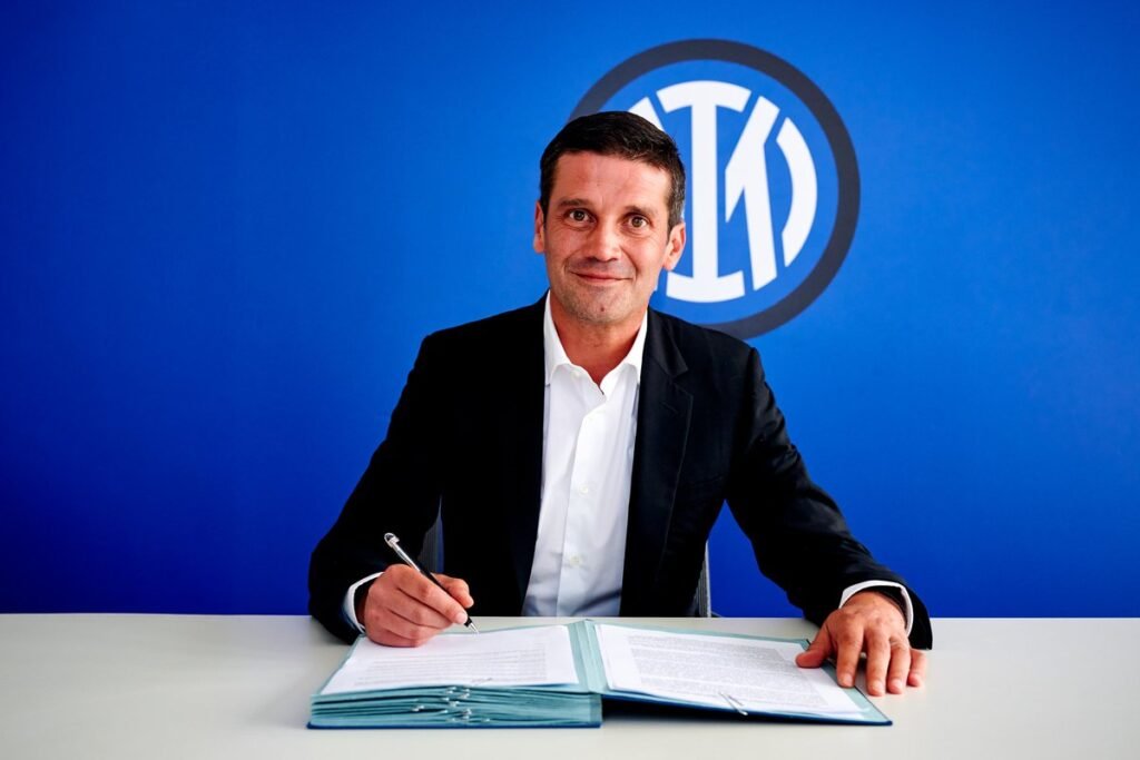Official: Inter appoint Cristian Chivu as head coach (via www.inter.it)