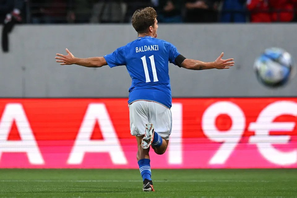 BOLZEN, ITALY - OCTOBER 17: Tommaso Baldanzi of Italy celebrates after scoring the opening goal during the UEFA U21 EURO Qualifier match between Italy and Norway at Stadio Druso on October 17, 2023 in Bolzen, Italy. (Photo by Alessandro Sabattini/Getty Images)