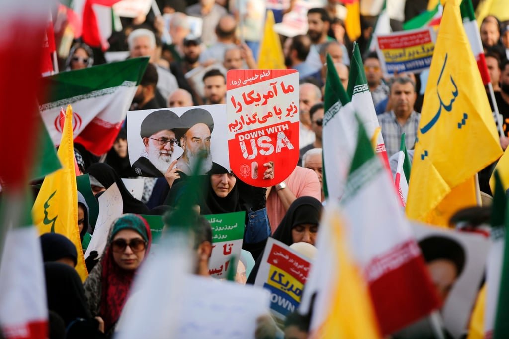 People celebrate the ceasefire between Iran and Israel at Enghelab Square in Tehran, Iran, on June 24. The ceasefire was declared on Tuesday. Photo: Xinhua