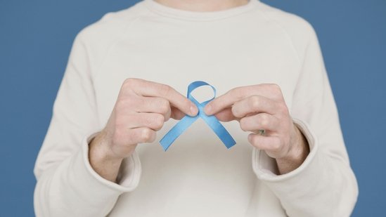 Know these lifestyle tips to prevent bladder and prostate cancer.