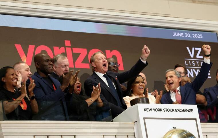 REUTERS/BRENDAN MCDERMID
                                Hans Vestberg, Chairman and CEO of Verizon, rings the opening bell at the New York Stock Exchange (NYSE) in New York City, today.