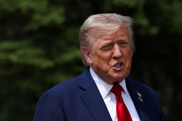 Donald Trump Threatens To Revoke Rosie O’Donnell’s Citizenship; She Calls Him “A Danger To The Nation” In Response — Update