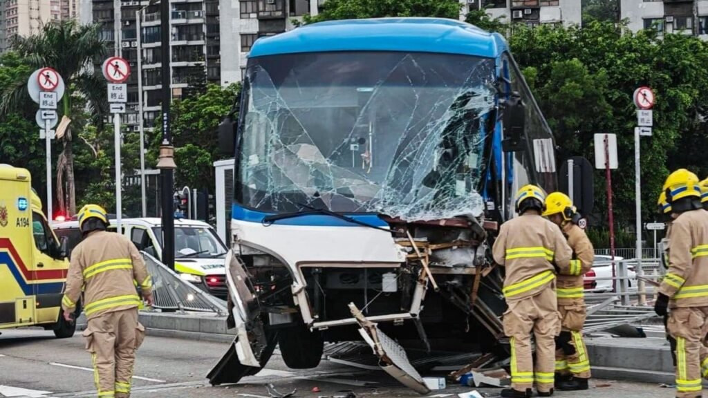 Cyclist injured after Hong Kong tour bus loses control, crashes into road dividers
