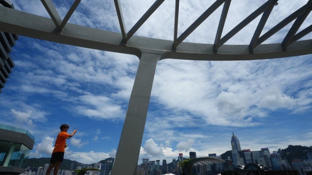 Hong Kong to issue No 1 typhoon signal at 12.20pm as tropical depression intensifies
