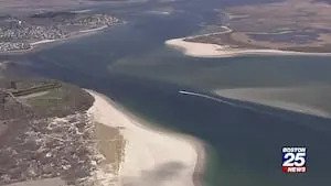 Man suffers spinal injuries after jumping off boat near North Shore beach