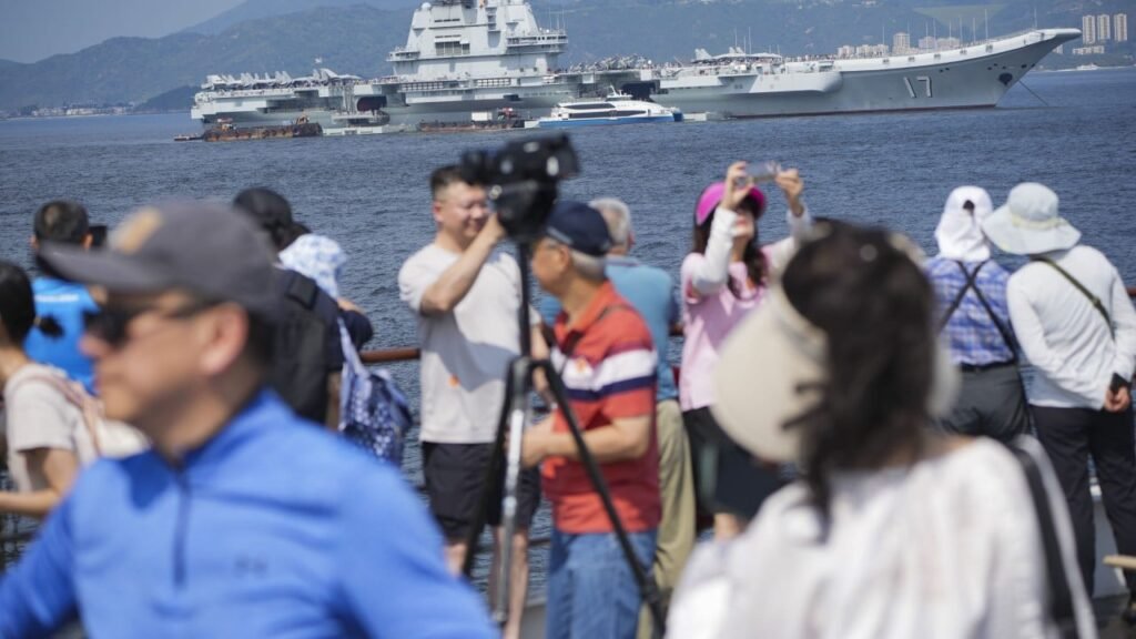 Warship Shandong wows Hong Kong tour groups with fighter jets, military displays