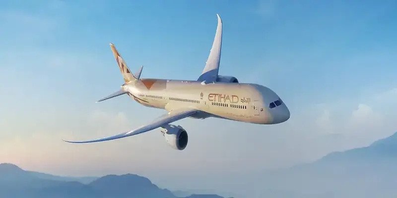 Loyalty programme etihad guest and digital payment platform revolut