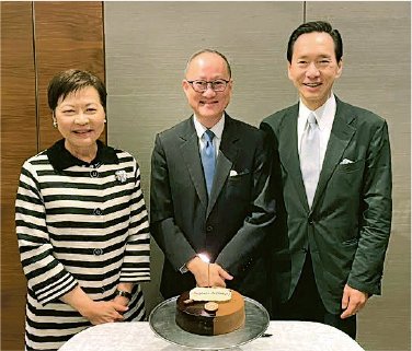 【Emily】星駐港總領事離任在即 與林鄭陳智思食晏 - 20250726 - 港聞 - 每日明報