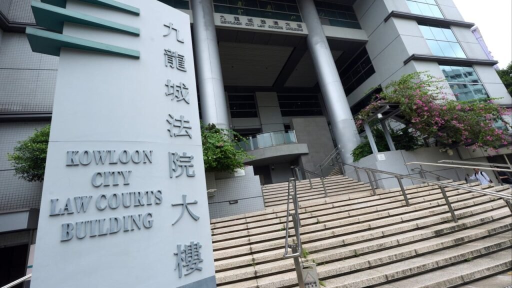 Mainland driver charged in Hong Kong for offering ride-hailing service illegally