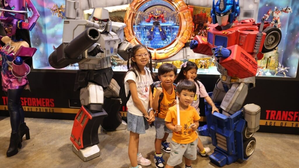 Thousands of comic book fans brave summer heat to attend Hong Kong Ani-Com 2025