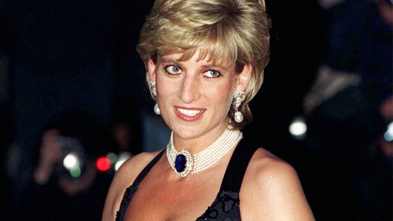 Princess Diana headshot