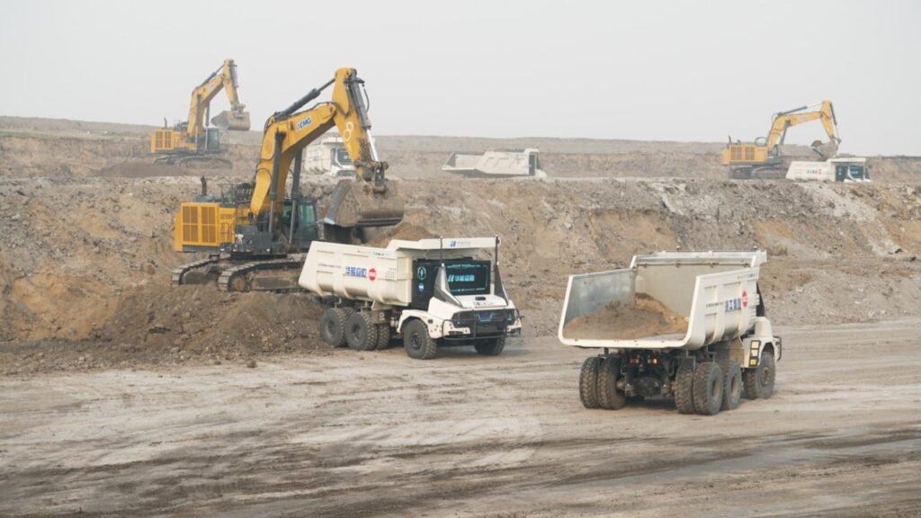 6 students from Chinese university drown in mine tank in Inner Mongolia