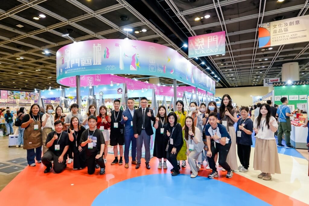 Cultural Affairs Bureau organises the “Macao Craft Market in the Greater Bay Area” at the Hong Kong Book Fair 2025 – Macao SAR Government Portal