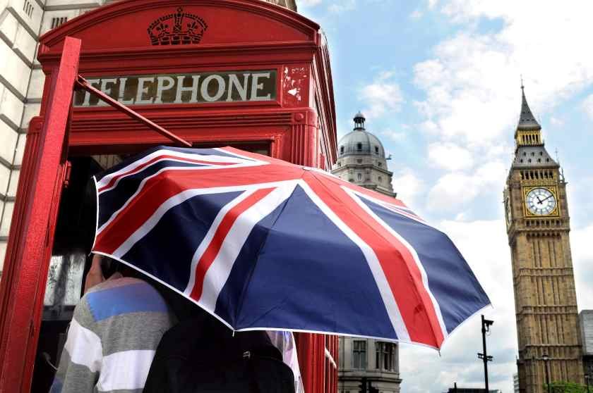 UK Foreign Office Issues Travel Alert for Portugal, Citing Strike Threats and New Local Regulations for Tourists