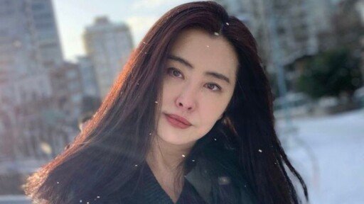 女神買菜被捕捉！王祖賢穿短褲、拖鞋超親民
