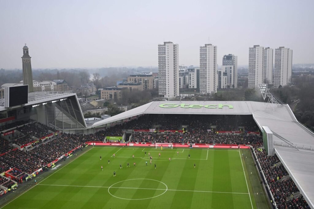 Why is London so appealing to new arrivals to the Premier League?