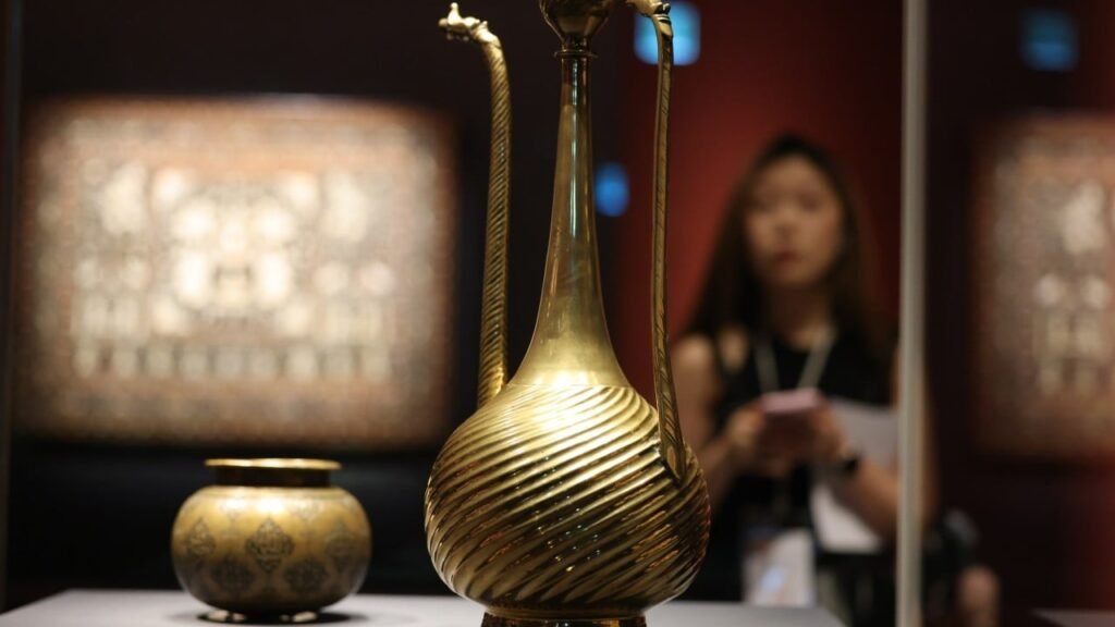 Hong Kong exhibition explores cultural exchange between China and Mughal courts