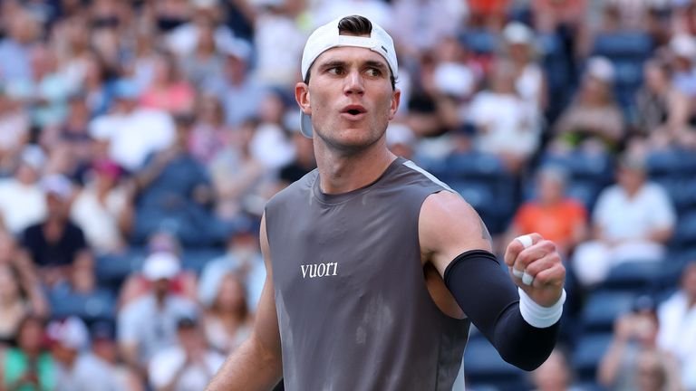 Jack Draper of the United Kingdom reacts against Federico Agustin Gomez of Argentina during their Men's Singles First Round match on Day Two