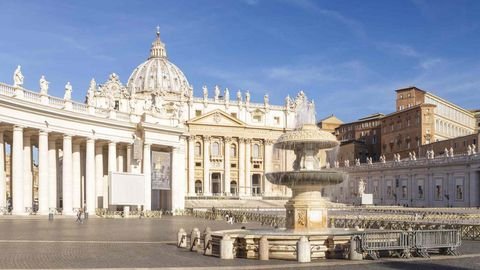 This Is The Most Crowded Tourist Destination On The Planet — Here’s How To See It Without All Of The People