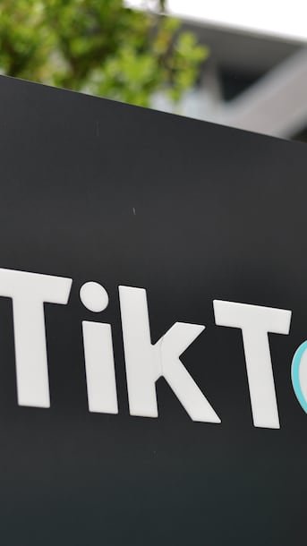 Trump signs order saying China will sell TikTok assets, allowing app to keep operating in U.S.