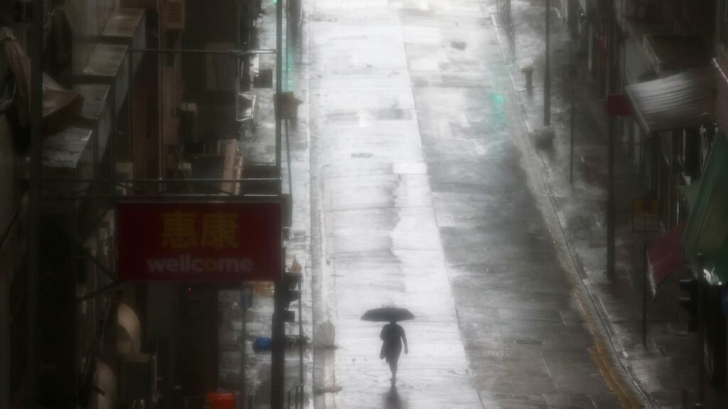 Hong Kong minister rejects work suspension legislation for adverse weather