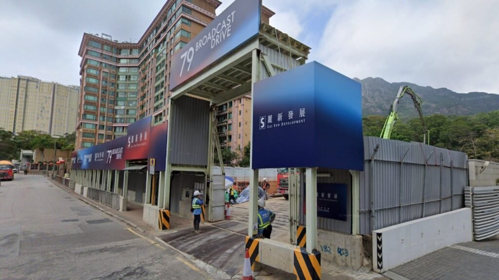 2 workers injured after 10-metre lift plunge at Hong Kong construction site