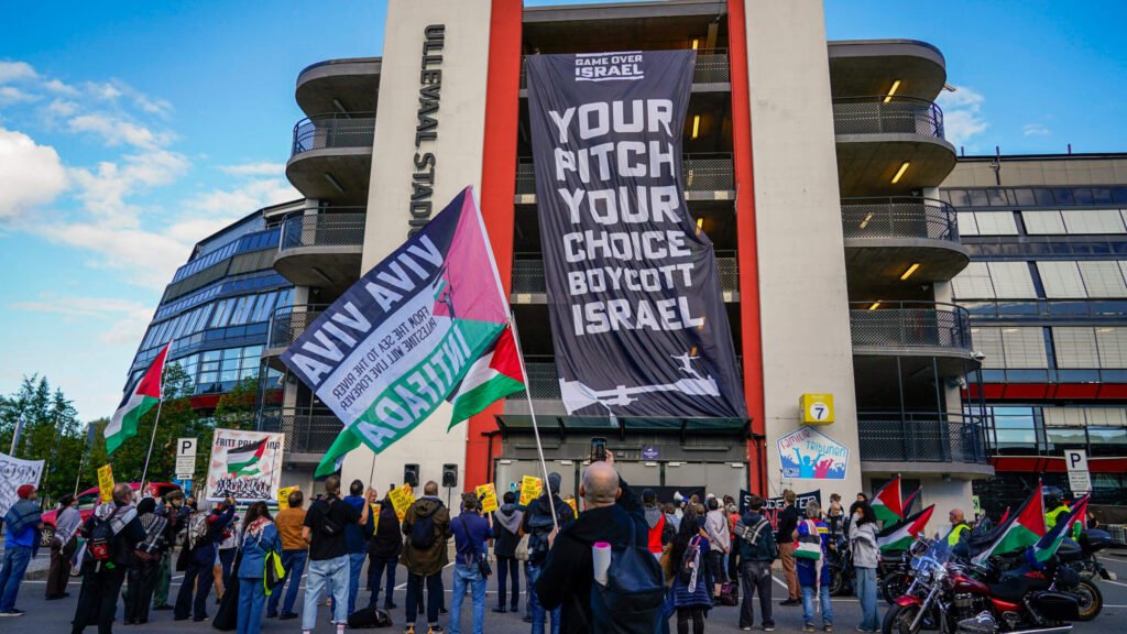 Members of the Action Group for Palestine demonstrate in Oslo on Sept. 17, ahead of the 2026 World Cup qualifying match between Norway and Israel.