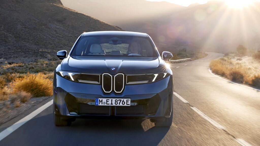 BMW iX3