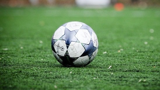 Hamburg visit Bayern as one of Germany's biggest rivalries returns
