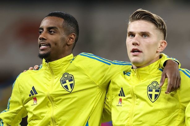Alexander Isak and Viktor Gyokeres