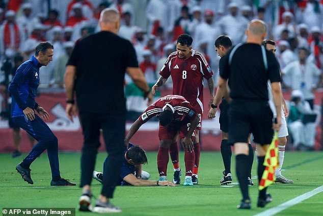 Julen Lopetegui was smashed in the face by the ball and took a while to gather his senses