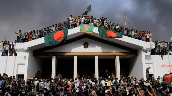 The clashes broke out between protesters who ousted former Prime Minister Sheikh Hasina in July last year and the police.(AFP File Photo)