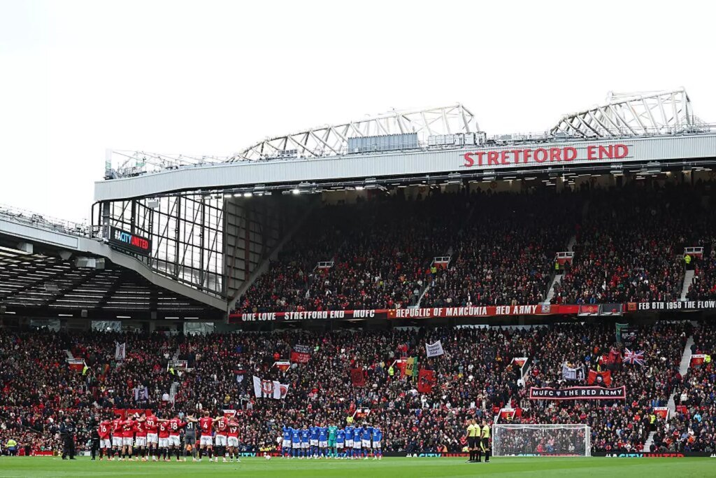 The 'blackout rule' covers the 3 pm matches in the Premier League (Credit:Getty)