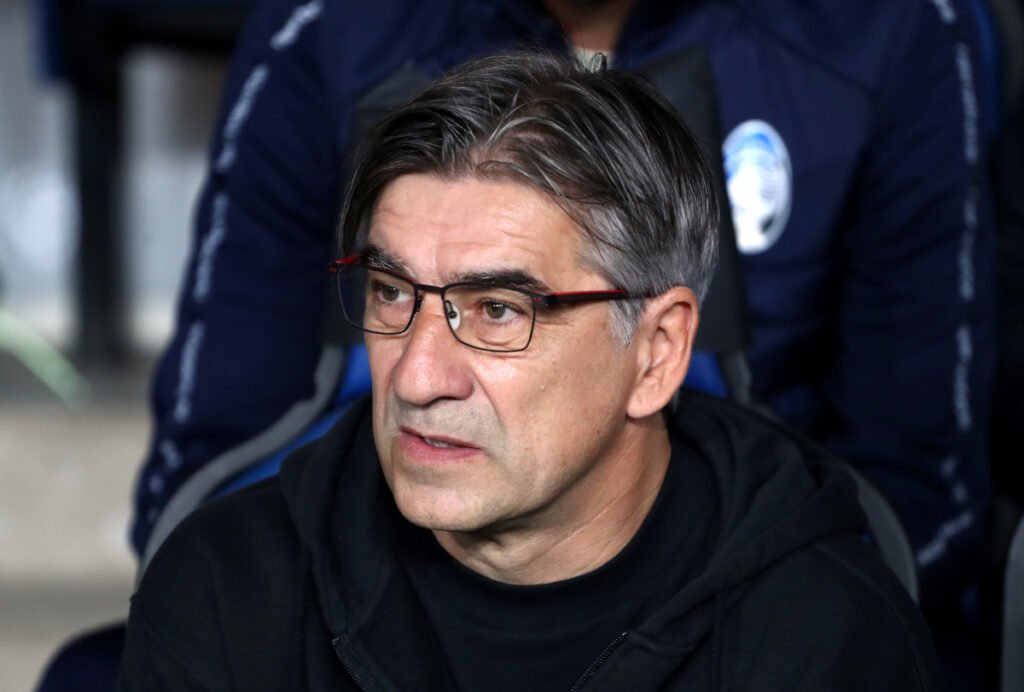 BERGAMO, ITALY - OCTOBER 22: Ivan Juric, Head Coach of Atalanta BC looks on prior to the UEFA Champions League 2025/26 League Phase MD3 match between Atalanta BC and SK Slavia Praha at Stadio di Bergamo on October 22, 2025 in Bergamo, Italy. (Photo by Marco Luzzani/Getty Images)