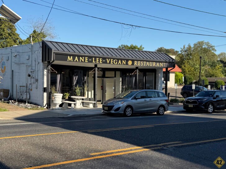 MANE-LEE-VEGAN Blackwood Expects November Opening.  Deliciously Healthy Vegan Meals