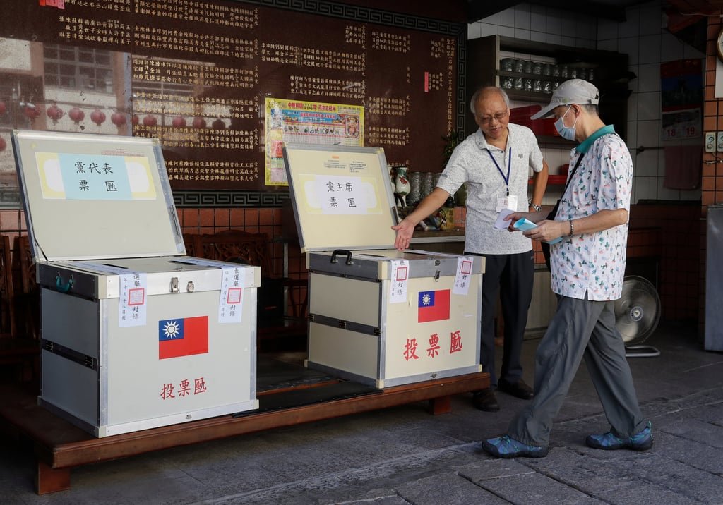 A KMT member votes in the party’s leadership election at a polling station in Taipei. Photo: AP