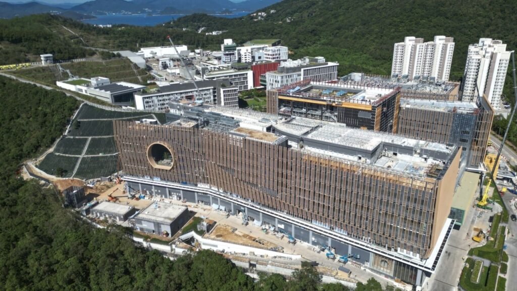 Hong Kong TCM hospital to collect data on Chinese, Western medicine interactions