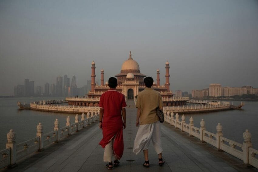 India and china edge toward an uneasy alliance fueled by tourism, trade, technology, and diplomatic power plays that could redefine asia’s future