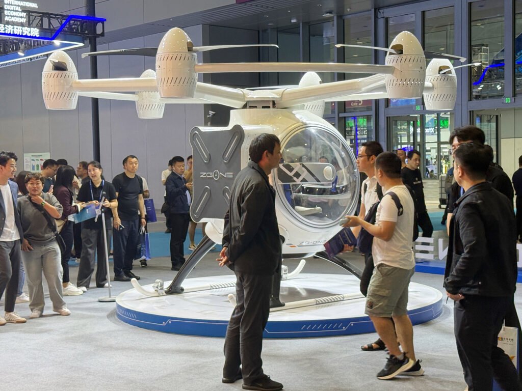 China to debut space tourism project at Shenzhen tech fair